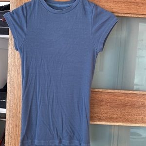 Set active, workout T-shirt. Size small!